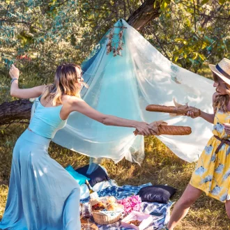 Мини-библиотека и настольные игры — мелочи, которые радуют